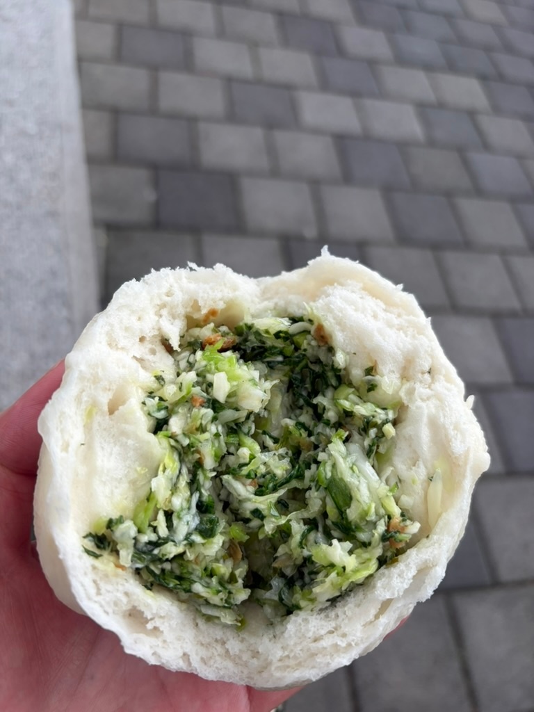 極品光復素食包子の雪裡紅包・からし菜肉まん